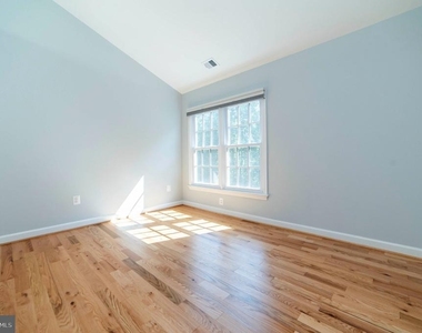 7704 Annandale Mains Court - Photo Thumbnail 39