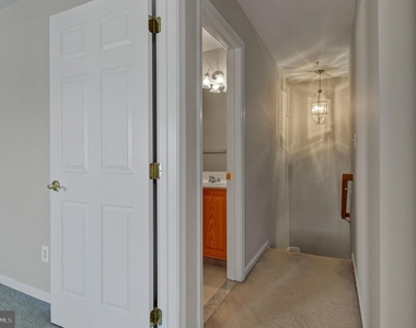 4619 Hummingbird Lane - Photo Thumbnail 27