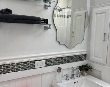 2308 Fairview Terrace - Photo Thumbnail 41