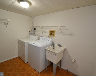 7985 Tyson Oaks Circle - Photo Thumbnail 26