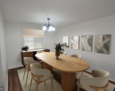 7985 Tyson Oaks Circle - Photo Thumbnail 5