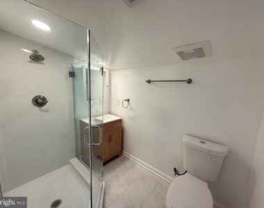 6048 Ramshorn Place - Photo Thumbnail 21