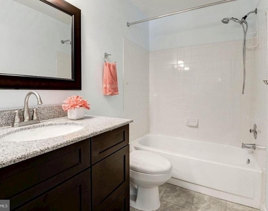 11748 Great Owl Circle - Photo Thumbnail 17