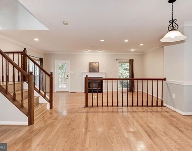 11748 Great Owl Circle - Photo Thumbnail 6