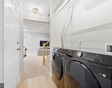 3968 Clares Court - Photo Thumbnail 25