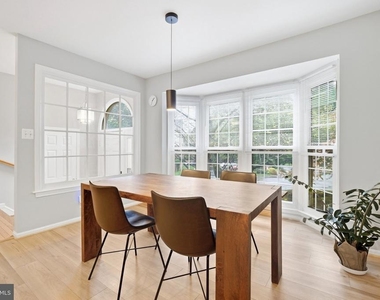 3968 Clares Court - Photo Thumbnail 13