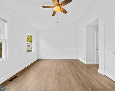 7827 Bold Lion Lane - Photo Thumbnail 28