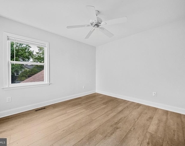 7827 Bold Lion Lane - Photo Thumbnail 38