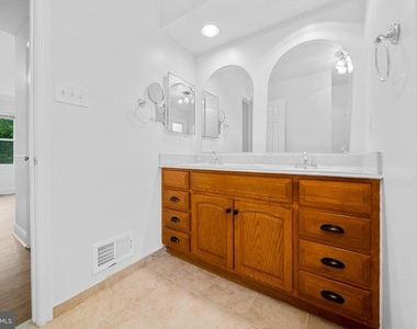 7827 Bold Lion Lane - Photo Thumbnail 32