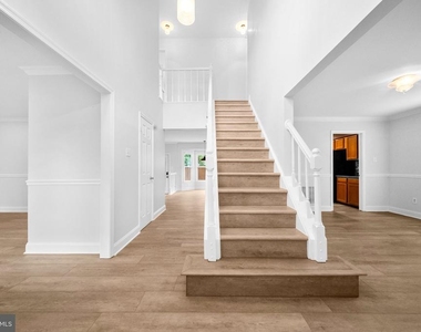 7827 Bold Lion Lane - Photo Thumbnail 5