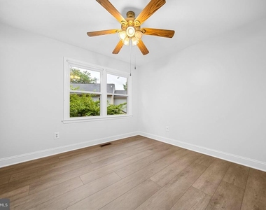 7827 Bold Lion Lane - Photo Thumbnail 34