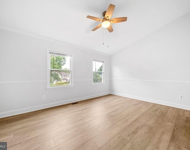 7827 Bold Lion Lane - Photo Thumbnail 27