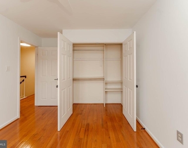 10220 Baltusrol Court - Photo Thumbnail 24