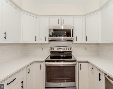 10220 Baltusrol Court - Photo Thumbnail 7