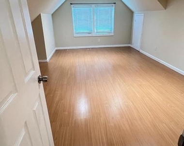 4816 Seminole Avenue - Photo Thumbnail 20