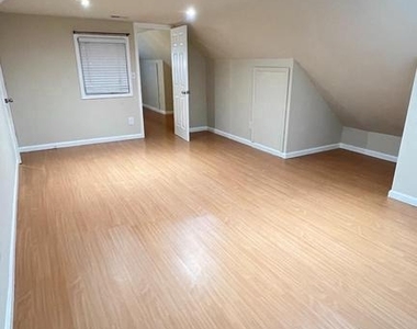 4816 Seminole Avenue - Photo Thumbnail 21