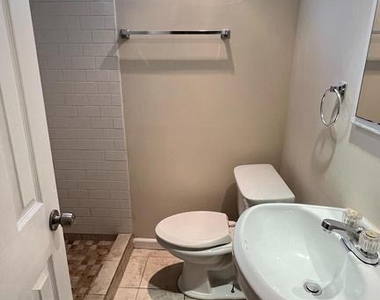 4816 Seminole Avenue - Photo Thumbnail 26