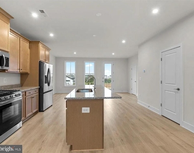 127 Galaxy Place - Photo Thumbnail 4