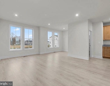 127 Galaxy Place - Photo Thumbnail 5