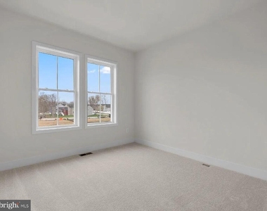 127 Galaxy Place - Photo Thumbnail 11
