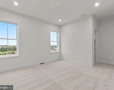 127 Galaxy Place - Photo Thumbnail 9