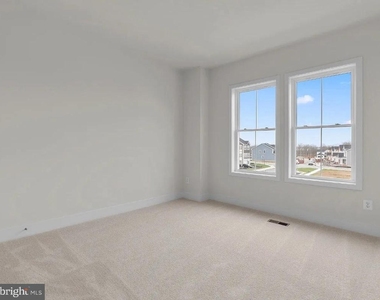 127 Galaxy Place - Photo Thumbnail 10