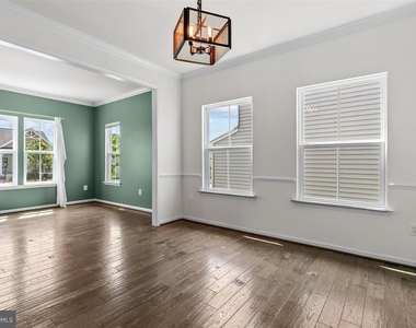 109 Emperor Drive - Photo Thumbnail 10