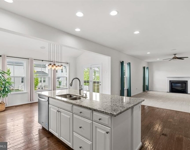 109 Emperor Drive - Photo Thumbnail 16