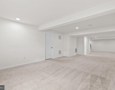 109 Emperor Drive - Photo Thumbnail 40
