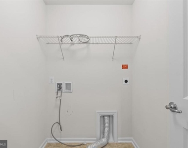 109 Emperor Drive - Photo Thumbnail 33