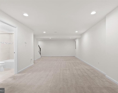 109 Emperor Drive - Photo Thumbnail 43