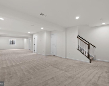 109 Emperor Drive - Photo Thumbnail 45