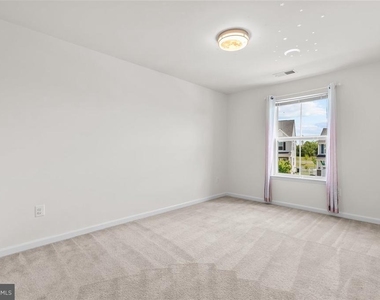 109 Emperor Drive - Photo Thumbnail 35