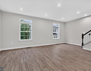 2509 Terra Cotta Ln - Photo Thumbnail 7
