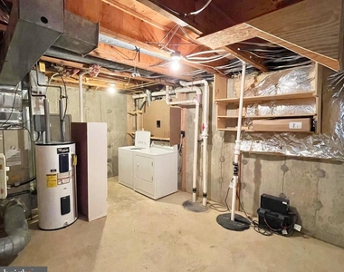 1208 W Abingdon Drive - Photo Thumbnail 27