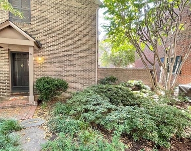 1208 W Abingdon Drive - Photo Thumbnail 1