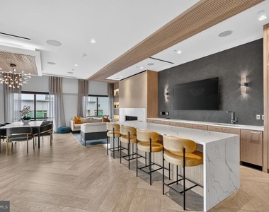 701 Swann Avenue - Photo Thumbnail 24