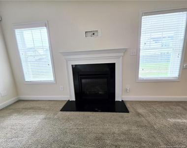173 Weston Woods Street - Photo Thumbnail 6