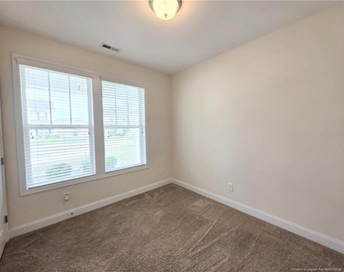 173 Weston Woods Street - Photo Thumbnail 2