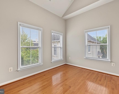 5256 Bessley Place - Photo Thumbnail 60