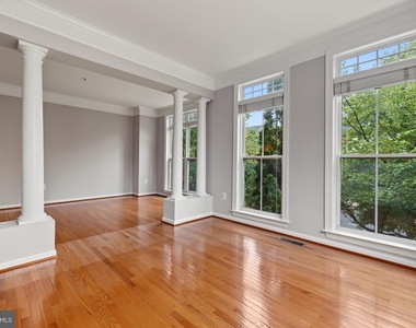 5256 Bessley Place - Photo Thumbnail 39