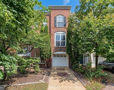 5256 Bessley Place - Photo Thumbnail 2