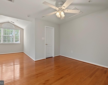 5256 Bessley Place - Photo Thumbnail 64