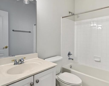 5256 Bessley Place - Photo Thumbnail 57
