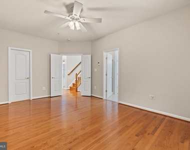 5256 Bessley Place - Photo Thumbnail 45