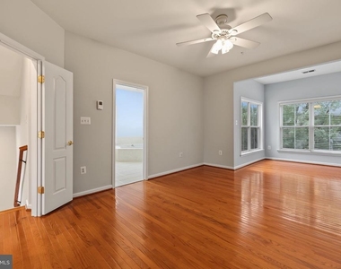 5256 Bessley Place - Photo Thumbnail 44