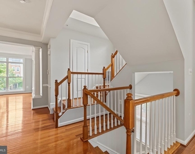 5256 Bessley Place - Photo Thumbnail 30