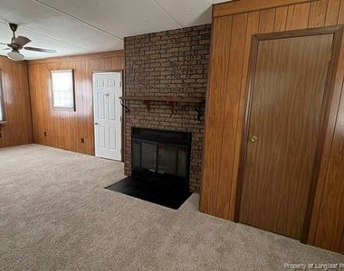 750 Burgoyne Drive - Photo Thumbnail 5