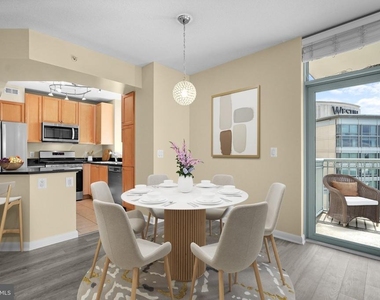 851 N Glebe Road N - Photo Thumbnail 4
