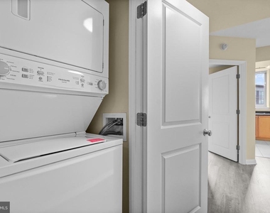 851 N Glebe Road N - Photo Thumbnail 21